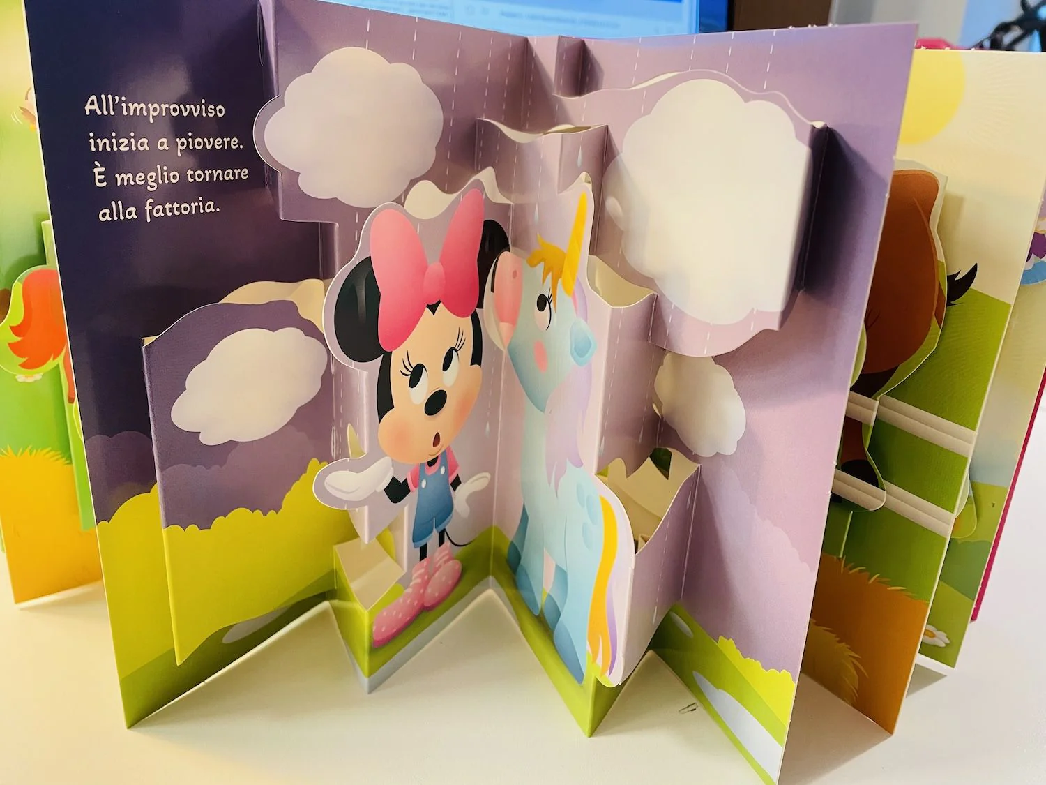 Minni e l'unicorno Il primo libro pop-up - Image 3