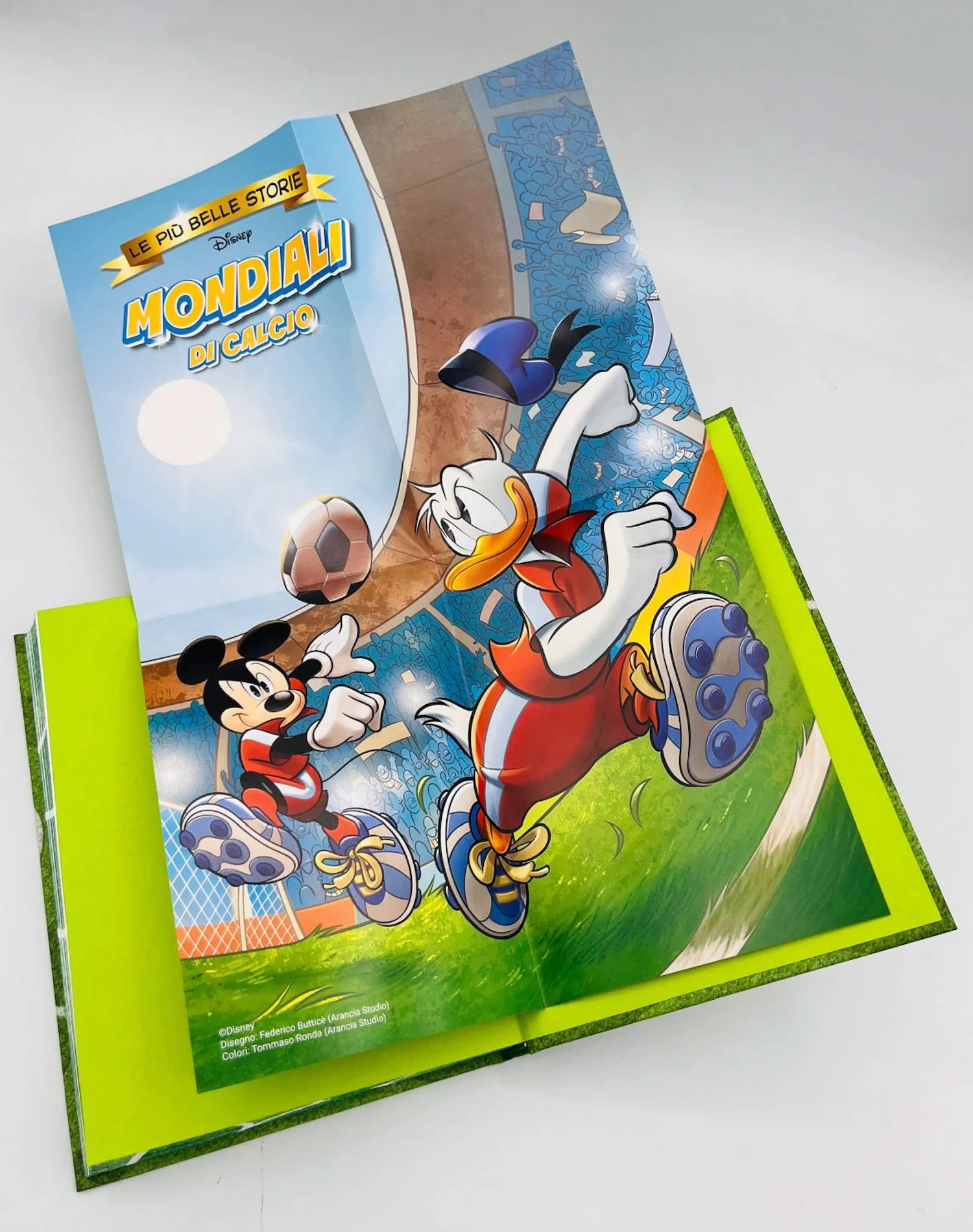 Mondiali di calcio Le più belle storie Disney con Poster. Storie inedite - Image 3